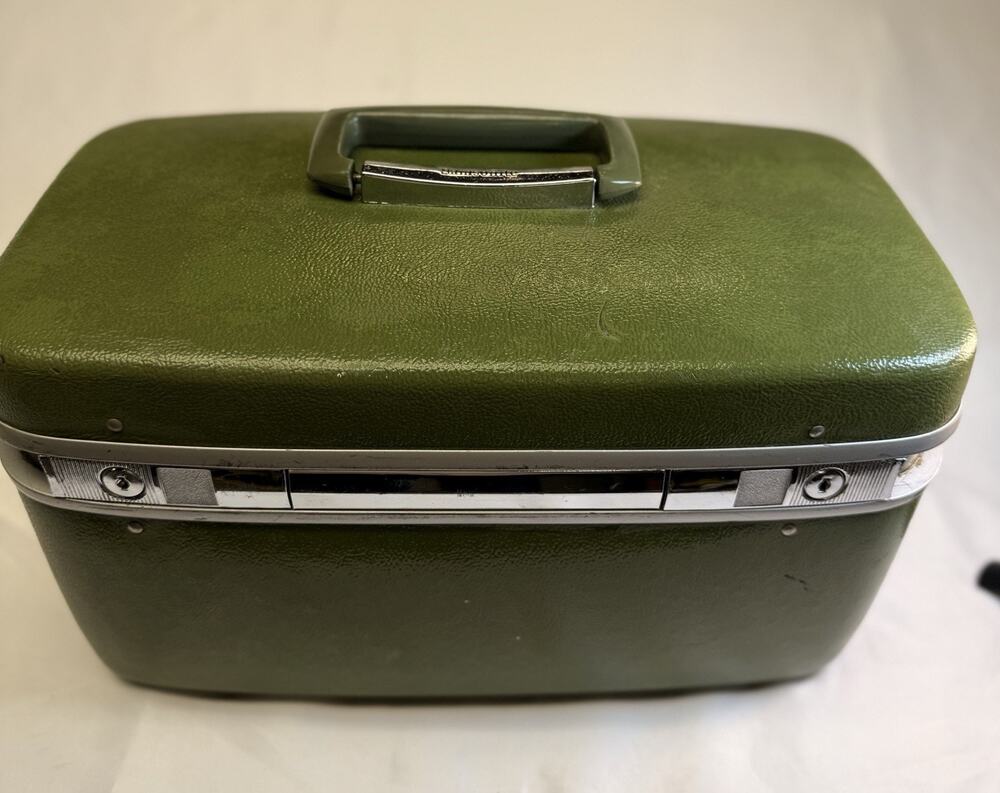 Vintage Samsonite Saturn Hard Side Cosmetic Case Green W/ Insert No Key